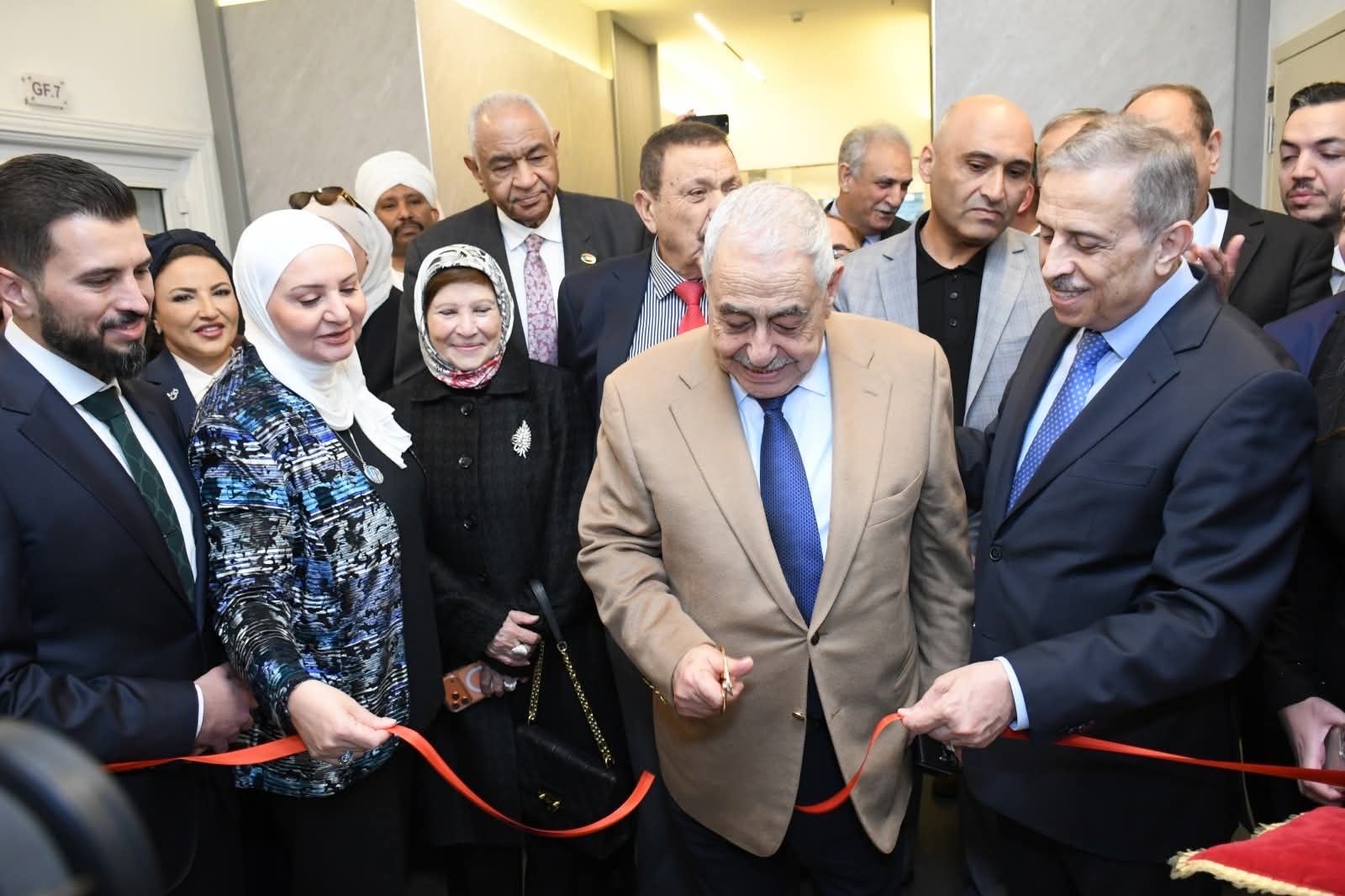 عمّان تحتضن نقلة نوعية في جراحة الكلى بالروبوت مع افتتاح عيادة الدكتور طارق فوزي الحموري