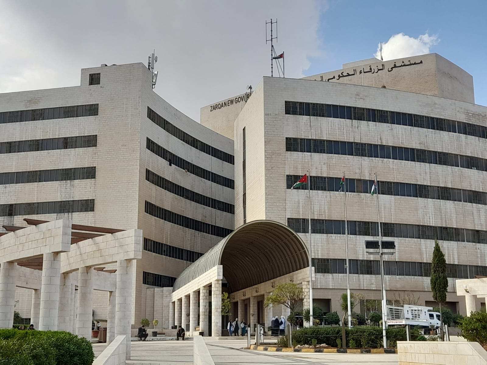 مستشفى الزرقاء الحكومي الجديد يستقبل اول حالات القسطرة القلبية الطارئة