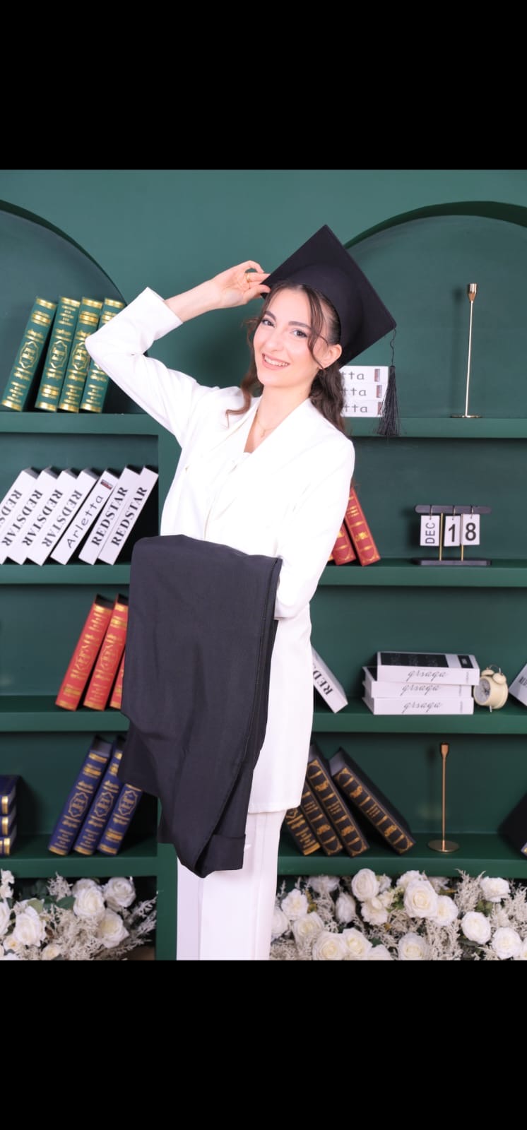 منتدى بني معروف الثقافي يهنئ نور الصفدي بتخرجها من جامعة فيلادلفيا