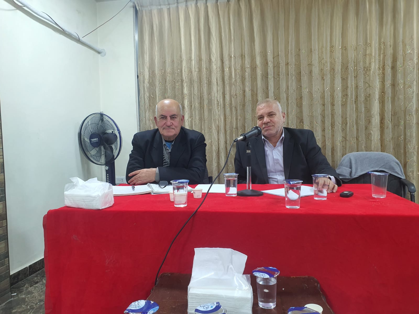 الخضري يحاضر في الزرقاء عن  السيطرة الصهيونية على وسائل الإعلام العالمية 