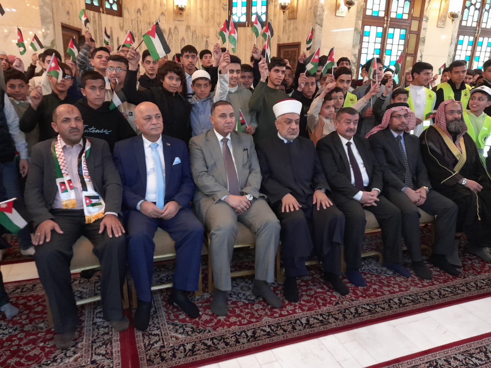 في يومي البيعة والوفاء.. أوقاف الزرقاء تكرّم أوائل المراكز القرآنية