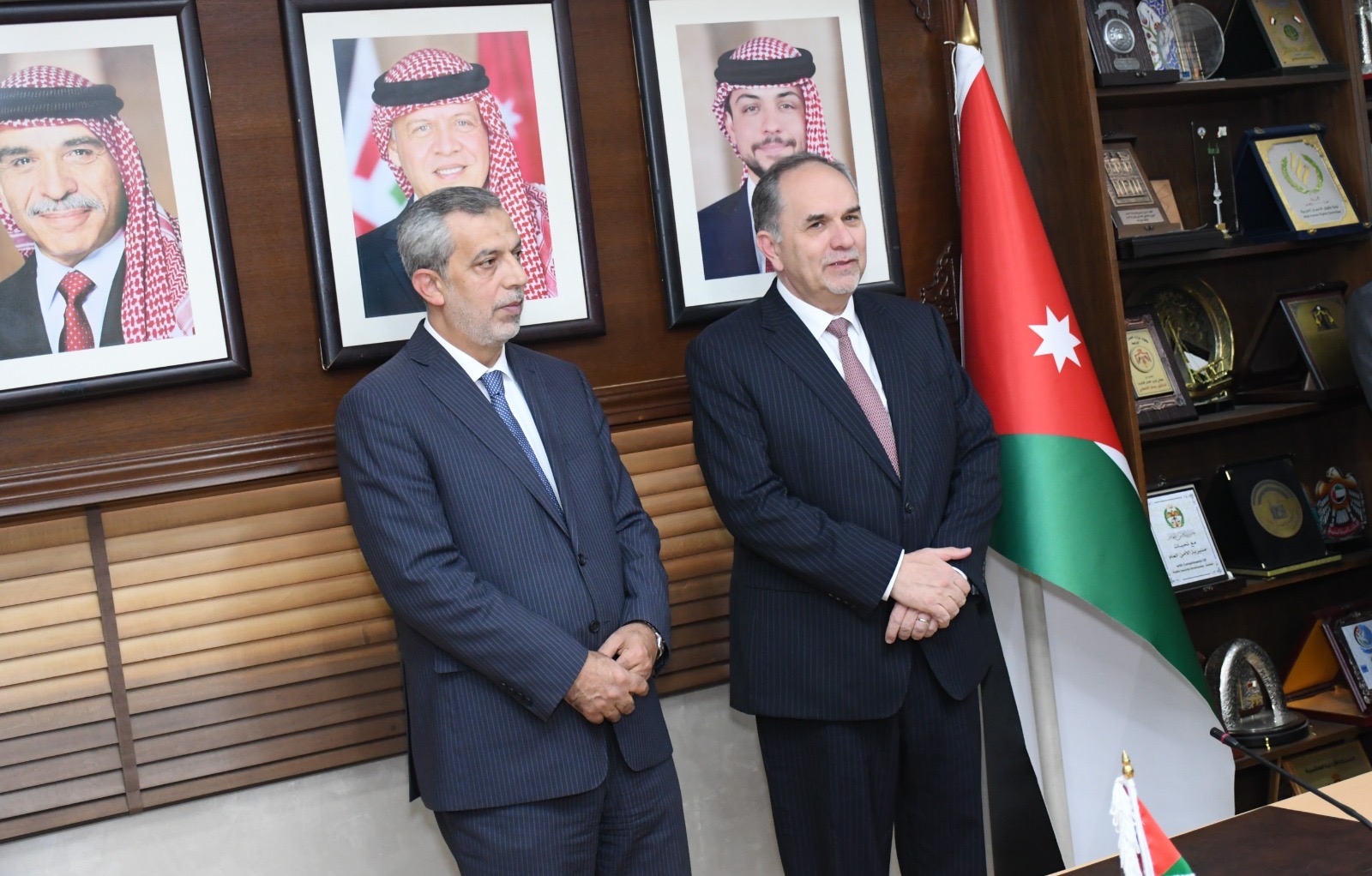 (٤٣) محاميا يؤدون اليمين القانونية أمام وزير العدل