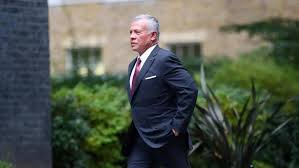 عاجل   الملك يعود إلى أرض الوطن