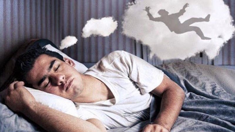 استشاري اضطرابات النوم يكشف عن أفضل وقت للنوم خلال شهر رمضان