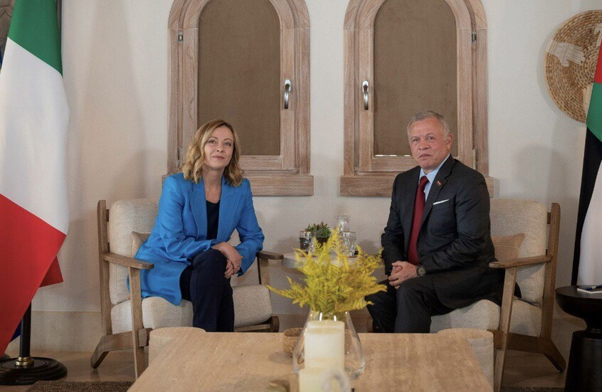 الملك ورئيسة وزراء إيطاليا يبحثان التصعيد الخطير في المنطقة