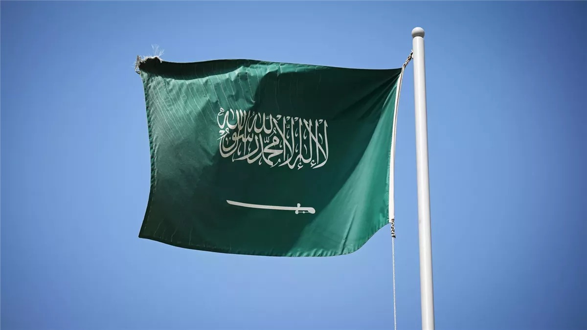 السعودية: اعتراض 5 مسيرات معادية قرب قاعدة الأمير سلطان