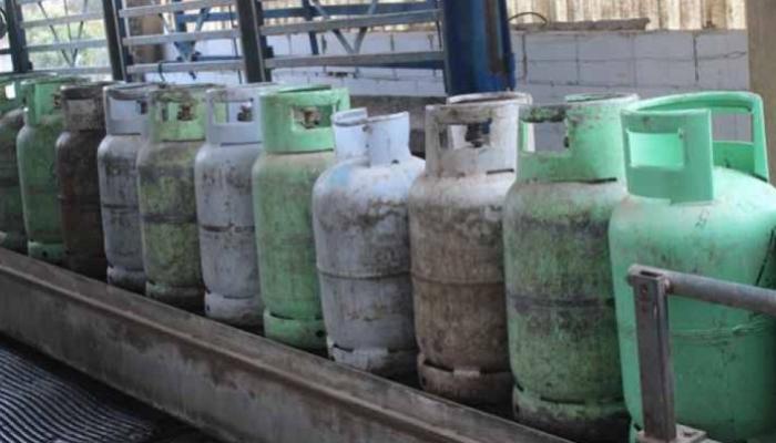 عاجل وزير الطاقة: مخزون المشتقات النفطية والغاز المنزلي آمن وكافٍ ومنظومة الطاقة تعمل وفق خطط استباقية