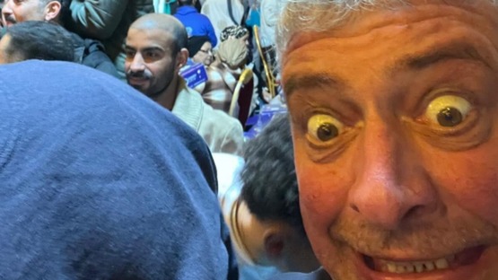 قصة صورة سفير الدانمارك بالقاهرة التي شغلت رواد التواصل في مصر