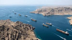 المخابرات الأمريكية ترصد زراعة ألغام إيرانية في هرمز .. وترمب : العواقب ستكون وخيمة