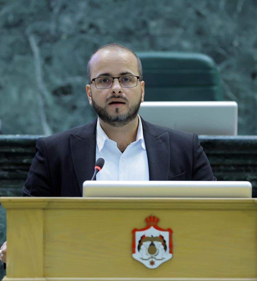 بقيادة النائب حسن الرياطي.. مذكرة نيابية تطالب بوقف الحجز على أموال المواطنين بسبب أثمان المياه