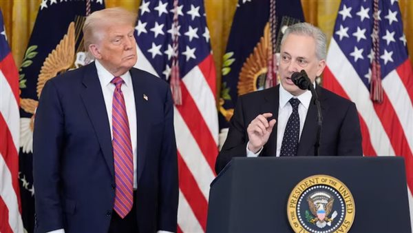 في موقف مفاجئ.. مستشار لترامب يدعو إلى إنهاء حرب إيران