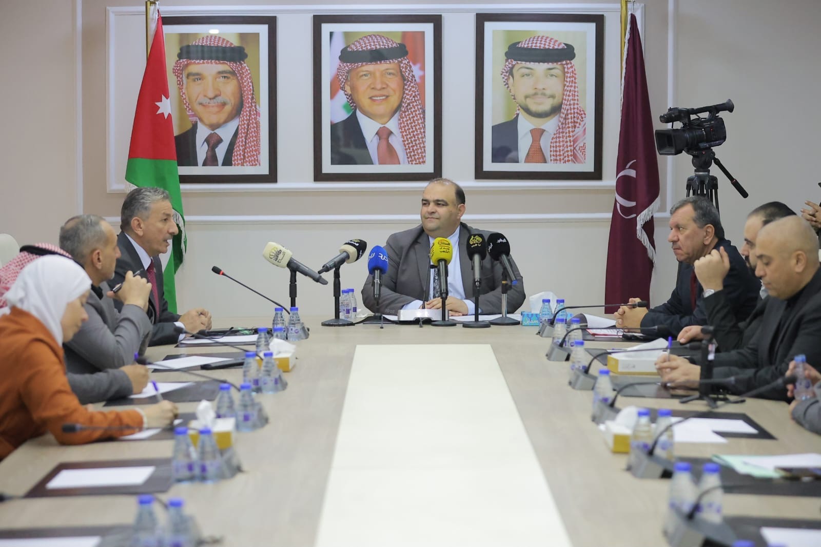 الاقتصاد الرقمي تبحث تشريعاً لحماية الأطفال من المواقع الإباحية والألعاب الخطرة