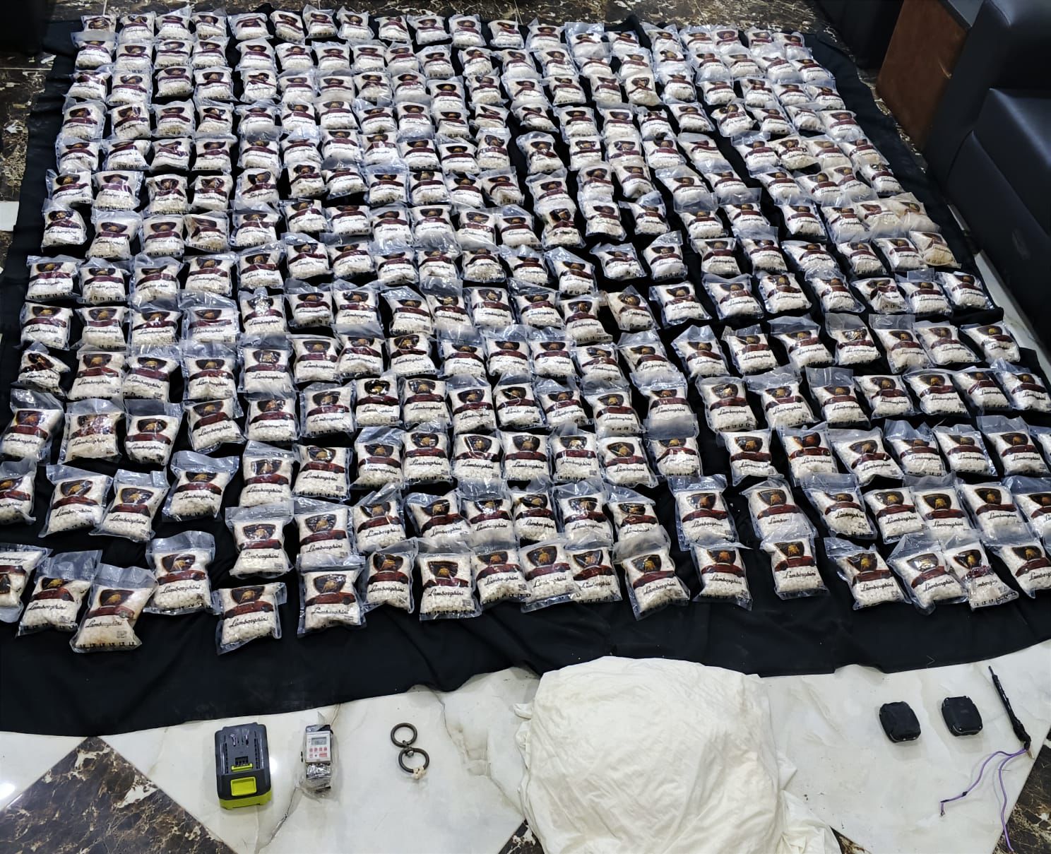 عاجل  القوات المسلحة تحبط محاولتي تهريب كمية من المواد مخدرة بوسطة بالونات