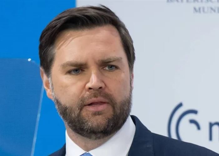 رسالة حازمة ينقلها فانس لإيران: صبر ترامب بدأ ينفد