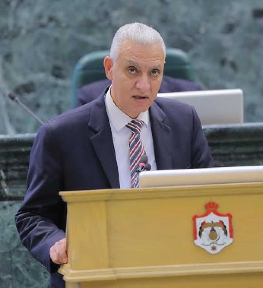 عاجل  النائب العموش :  ما الذي يحصل لطلبة الطب في الجامعة الأردنية ..ما الذي يدفع أبناءنا للإنتحار؟