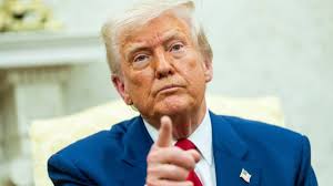 عاجل ترمب لإيران: إما فتح المضيق خلال 48 ساعة أو مواجهة الجحيم