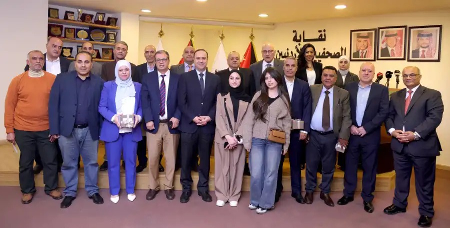 نقابة الصحفيين تكرم من أمضى 25 عامًا والفائزين بجائزة الحسين للإبداع الصحفي 2024(اسماء وصور)