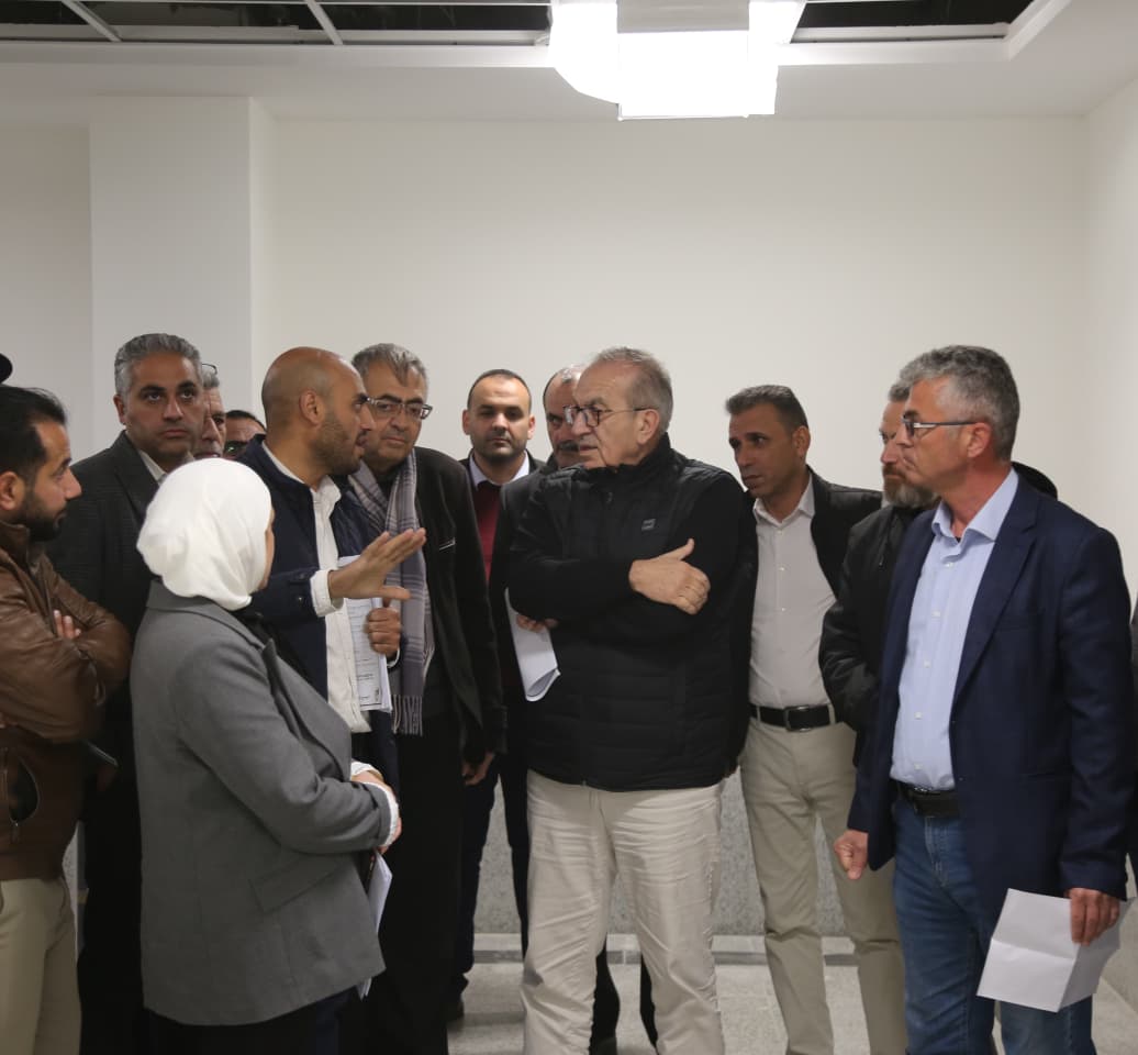 أبو السمن يتفقد سير العمل بمشاريع حيوية في معان والكرك ويوجه ببدء إجراءات تسليم مستشفى معان العسكري للخدمات الطبية