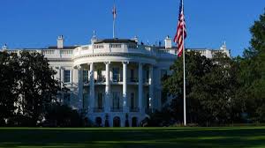 البيت الأبيض: وحده الرئيس يعلم ماذا سيفعل بشأن إيران