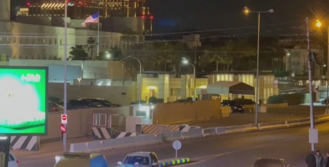 عاجل السفارة الأميركية في عمّان تعلن استئناف بعض خدماتها القنصلية للأميركيين