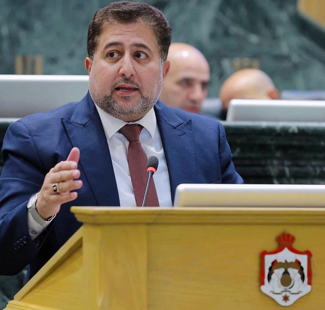 الرقب: الملكية الأردنية.. ناقلٌ وطني أم حانةٌ عابرة للقارات؟