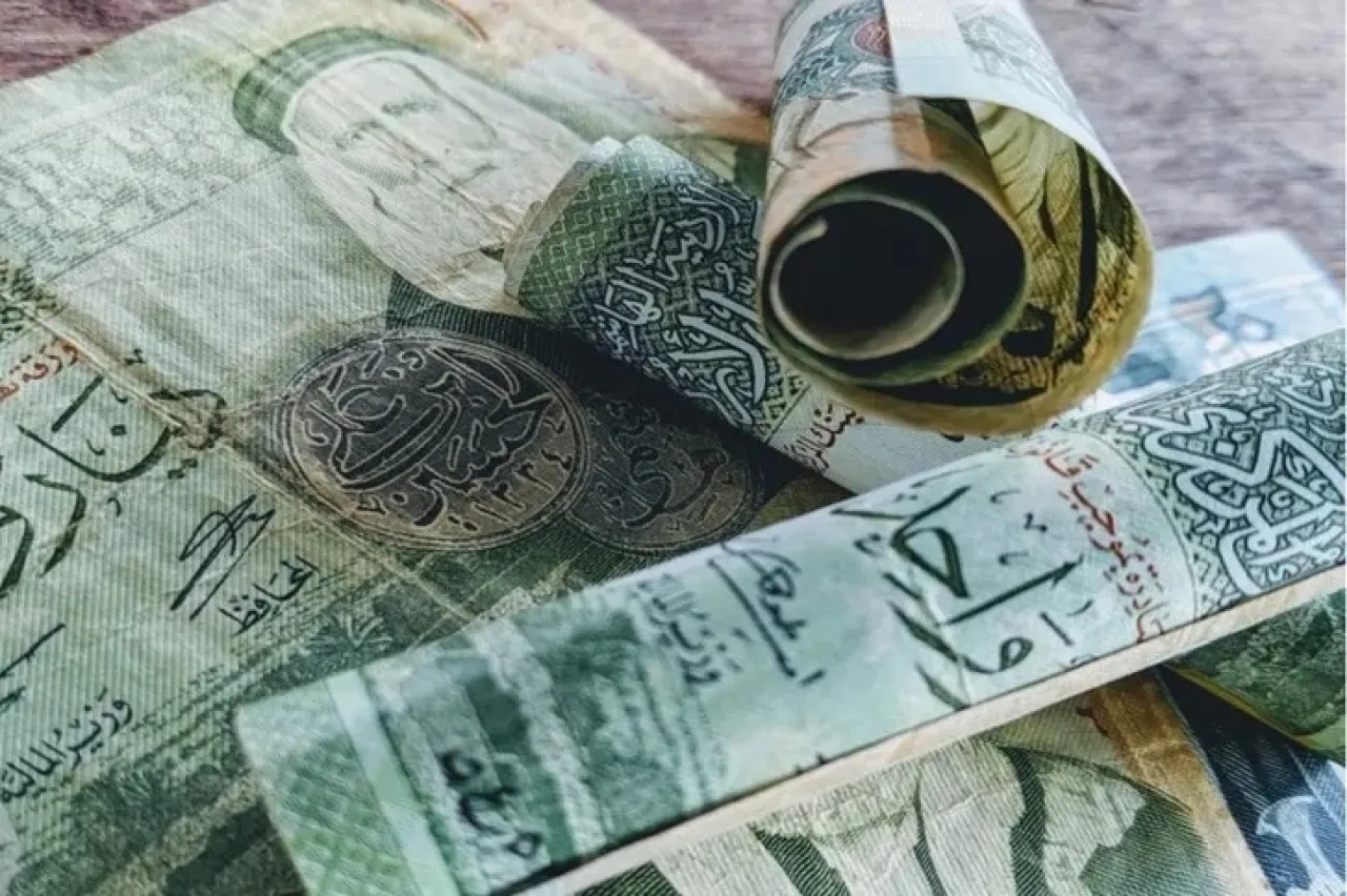 740 مليون دولار إجمالي حوالات المغتربين الأردنيين في شهرين