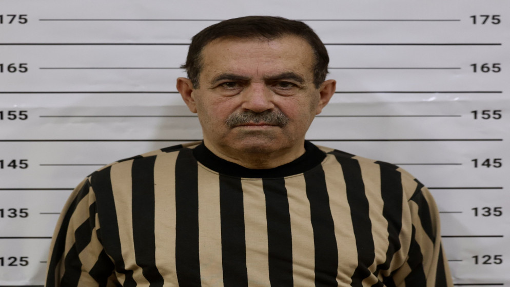 عاجل  سوريا: القبض على ضابط من المسؤولين عن مجزرة الكيماوي