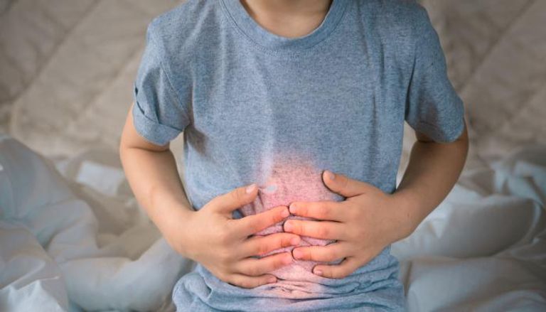 عاجل ارتفاع حالات الاشتباه بتسمم غذائي بين طلبة مدرسة في إربد إلى 16 حالة