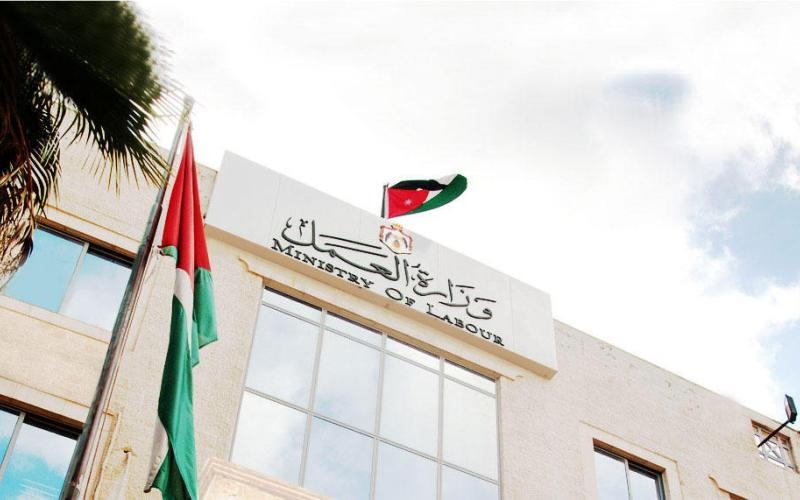 وزارة العمل تعاملت مع 15 نزاعا عماليا في الربع الأول من العام الحالي