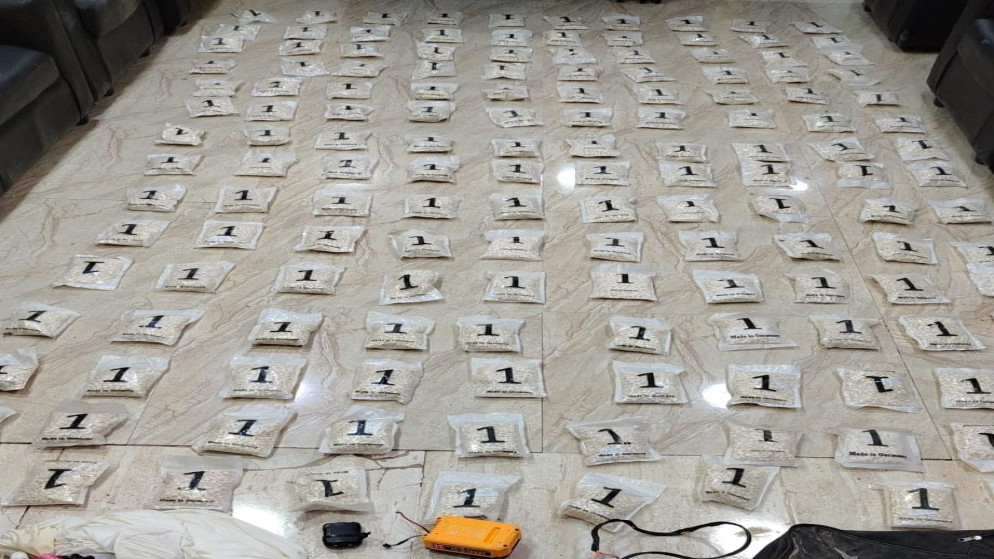 المنطقة العسكرية الشرقية تحبط 3 محاولات تهريب كمية كبيرة من المواد المخدرة بواسطة بالونات