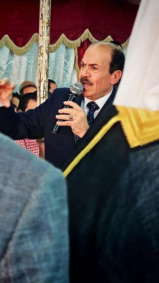 النائب حسين العموش يكتب : اخو ارشيده راعي العليا .. لا علاج له سوى المهباش وعباءة (عقله) .. الان (أعطيك يوم) يا خال