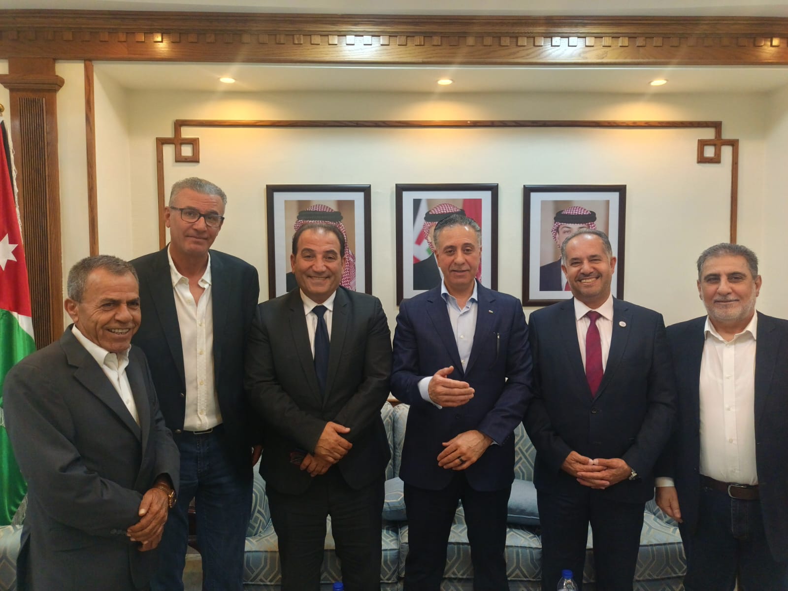 الصناعة والتجارة تبحث مع نقابة المقاولين إعادة التوازن لملف تعويضات المشاريع
