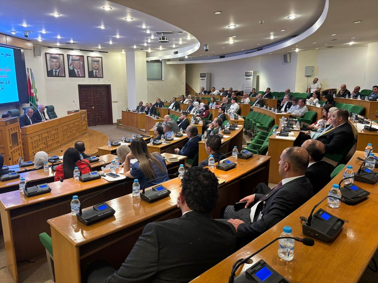 لجنة أمانة عمان تعقد جلستها الثامنة العادية