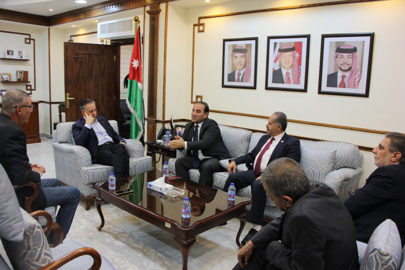 نقابة المقاولين تبحث مع كافة الجهات المعنية إعادة بنود خارج التعويضات بعد ارتفاع الكلف بشكل غير مسبوق
