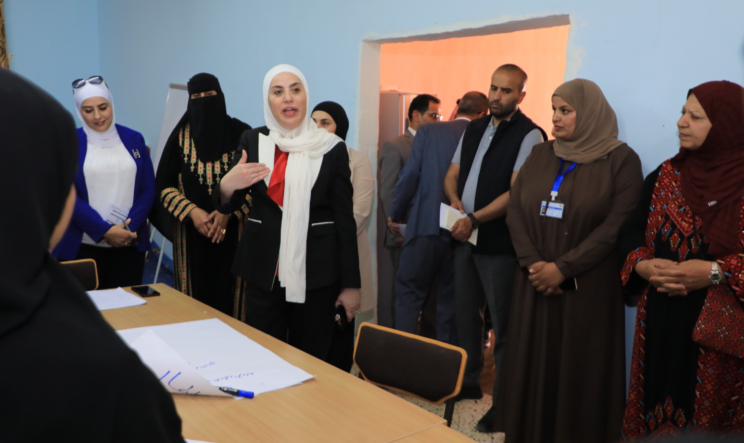 وزيرة التنمية الاجتماعية تزور مناطق في وادي عربة وتتفقد واقع الخدمات الاجتماعية والتنموية في القضاء