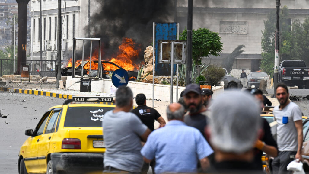 مقتل جندي سوري جراء انفجار سيارة مفخخة في دمشق