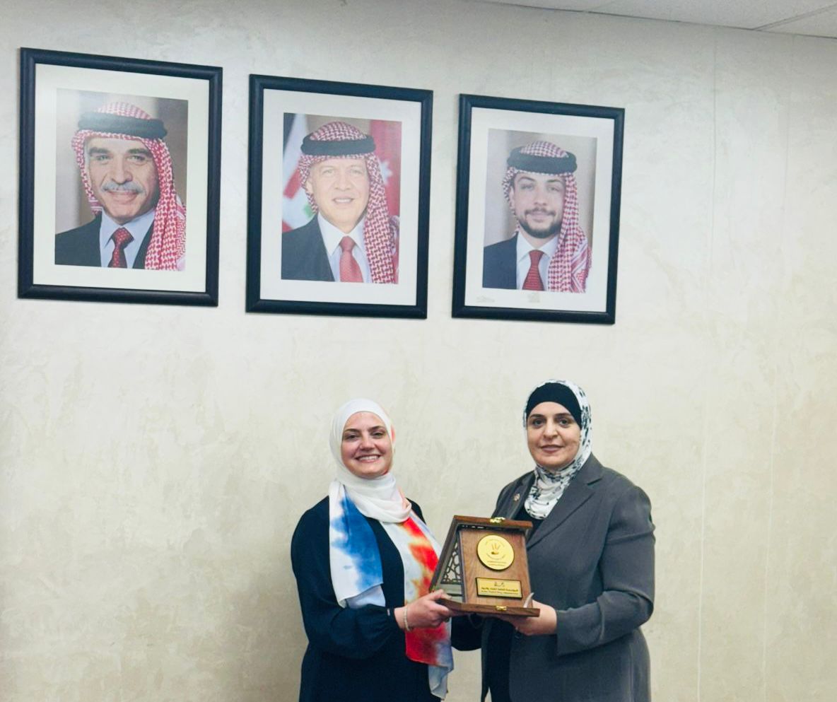 الغذاء والدواء : اكتشاف خطأ في نشرة دوائية لمستحضر أصيل لشركة دوائية عالمية ومسوق في أوروبا