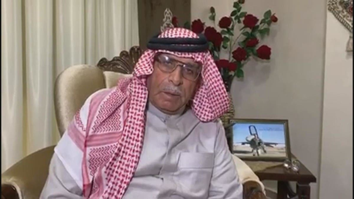 رئيس الديوان الملكي ينقل تمنيات الملك وولي العهد لوالد الشهيد الكساسبة بالشفاء العاجل